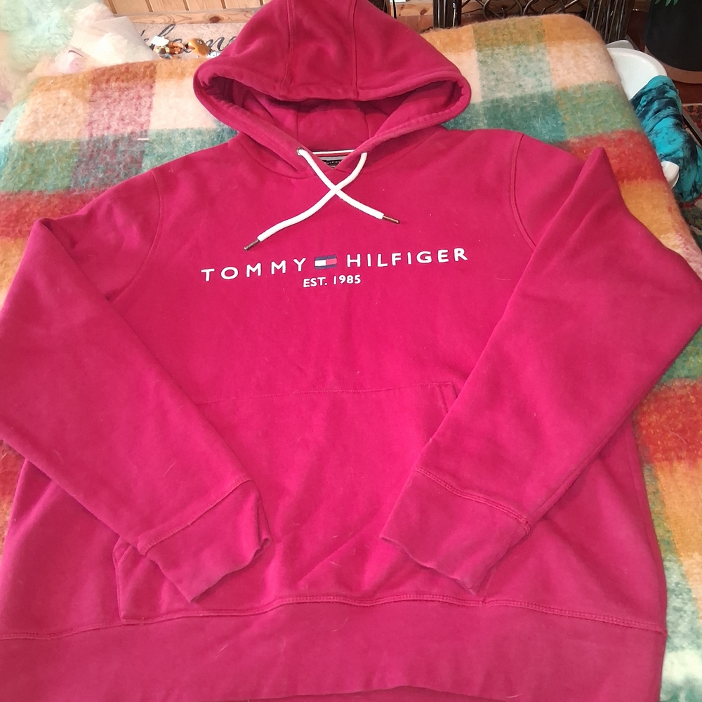 Tommy Hilfiger Men's XXL Classic Maroon Hooded Sweatshirt